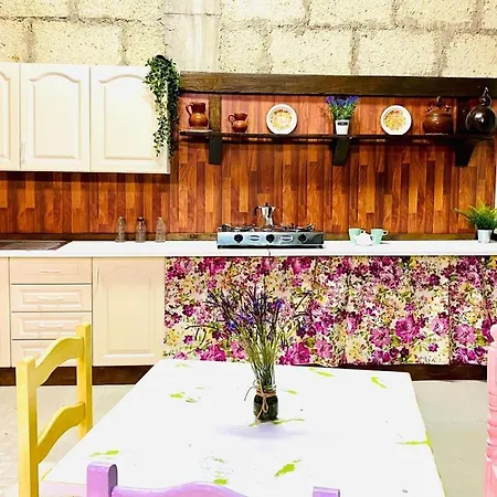 Holiday home Arrebol Con Jacuzzi, Piscina Y Naturaleza Buzanada