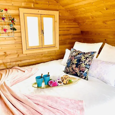 Arrebol Con Jacuzzi, Piscina Y Naturaleza