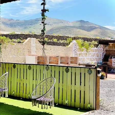 Holiday home Arrebol Con Jacuzzi, Piscina Y Naturaleza Buzanada
