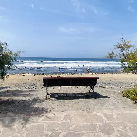 Holiday home Arrebol Con Jacuzzi, Piscina Y Naturaleza Buzanada