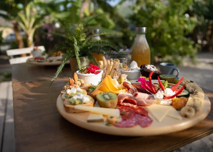 Arrebol Con Jacuzzi, Piscina Y Naturaleza * Buzanada