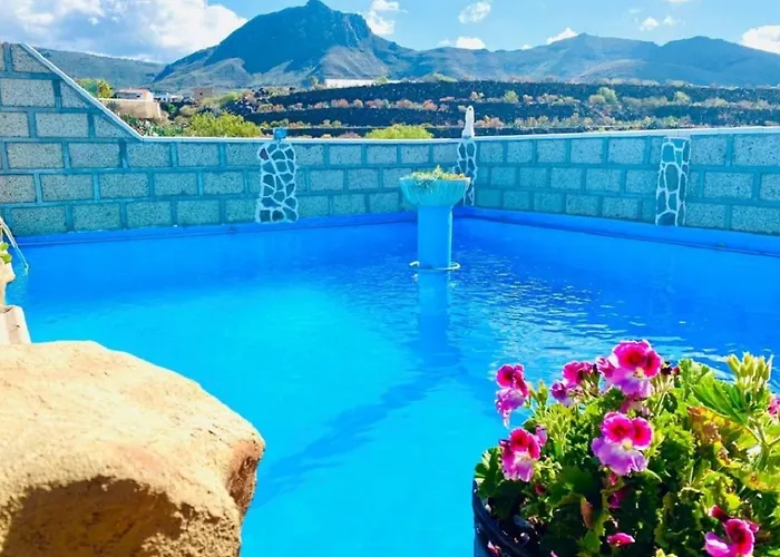 Arrebol Con Jacuzzi, Piscina Y Naturaleza Apartman Buzanada